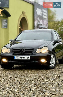 Седан Mercedes-Benz C-Class 2003 в 