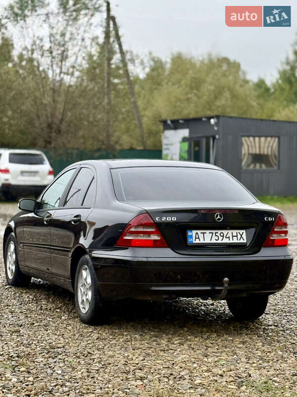 Седан Mercedes-Benz C-Class 2003 в Коломиї