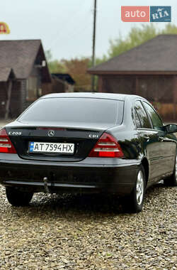 Седан Mercedes-Benz C-Class 2003 в 