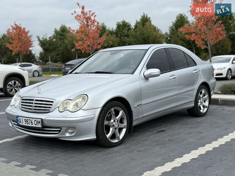 Седан Mercedes-Benz C-Class 2006 в Ірпені