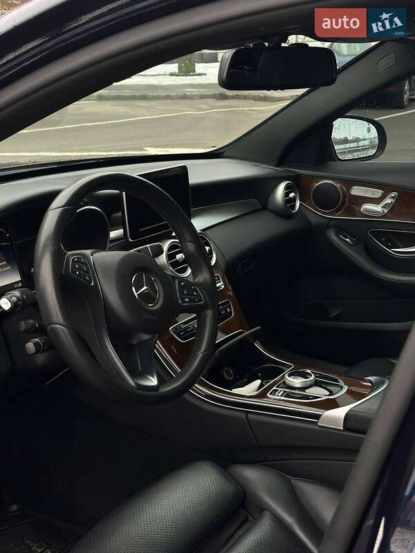 Седан Mercedes-Benz C-Class 2018 в Виннице
