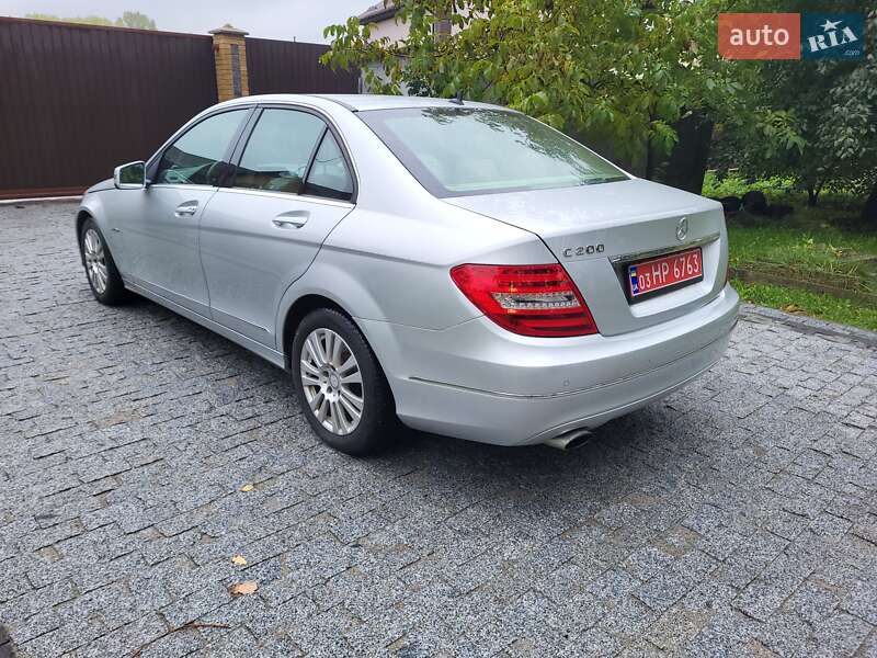 Седан Mercedes-Benz C-Class 2011 в Вінниці