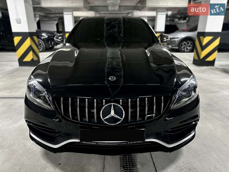 Седан Mercedes-Benz C-Class 2019 в Дніпрі
