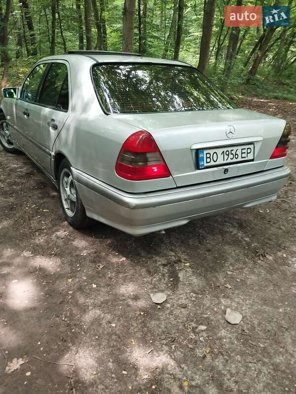 Седан Mercedes-Benz C-Class 1998 в Кам'янець-Подільському фото 2 Седан Mercedes-Benz C-Class 1998 в Кам'янець-Подільському