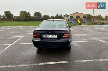 Седан Mercedes-Benz C-Class 2003 в 