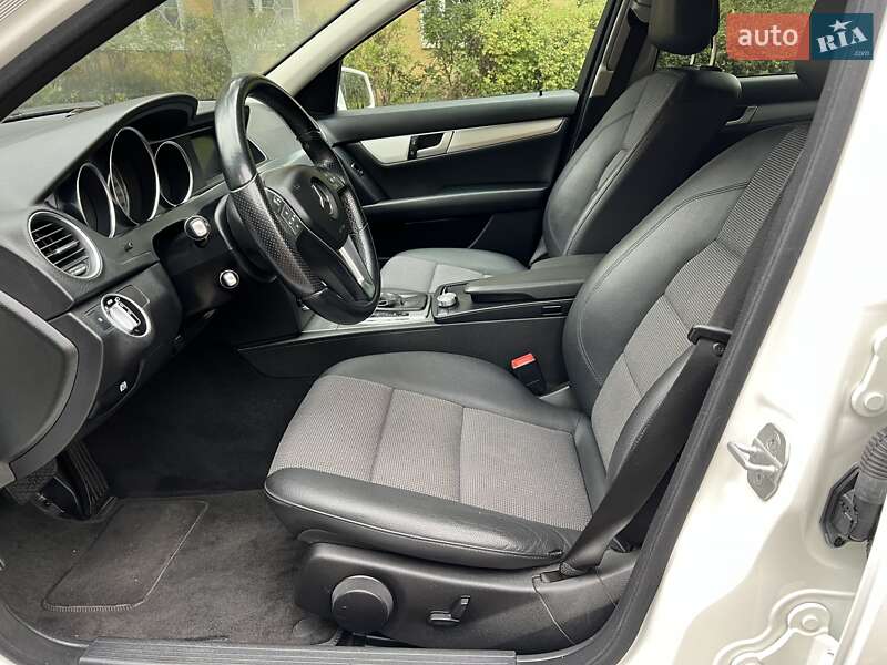 Седан Mercedes-Benz C-Class 2013 в Одесі