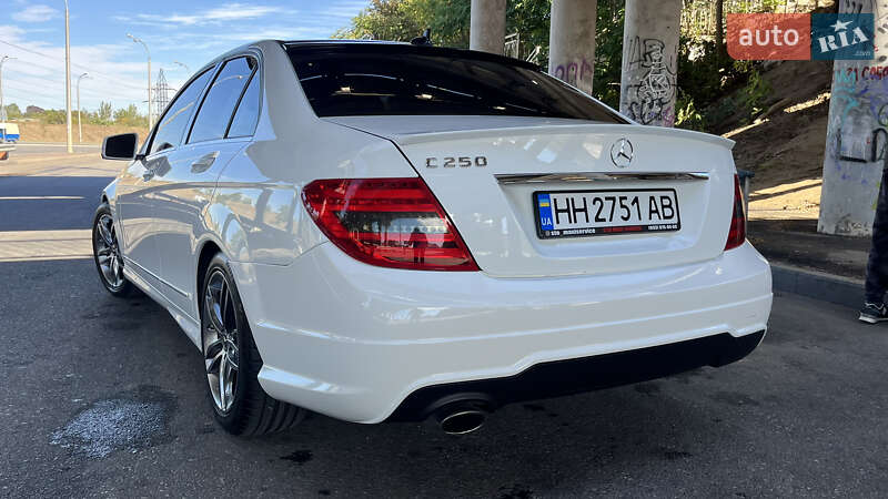 Седан Mercedes-Benz C-Class 2013 в Одесі