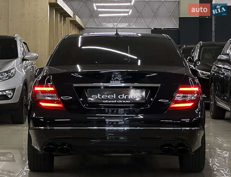 Седан Mercedes-Benz C-Class 2013 в Николаеве