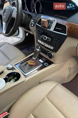 Седан Mercedes-Benz C-Class 2013 в 