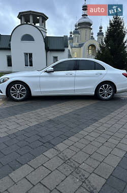 Седан Mercedes-Benz C-Class 2017 в 