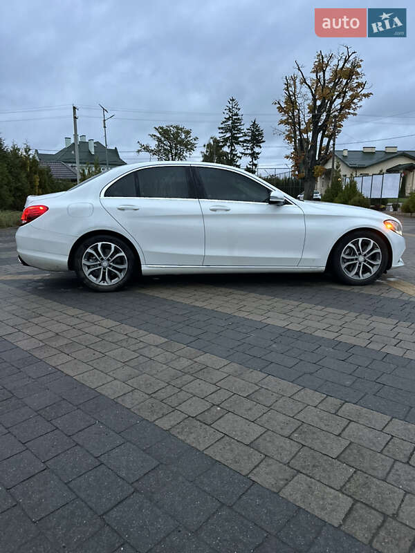Седан Mercedes-Benz C-Class 2017 в Львове