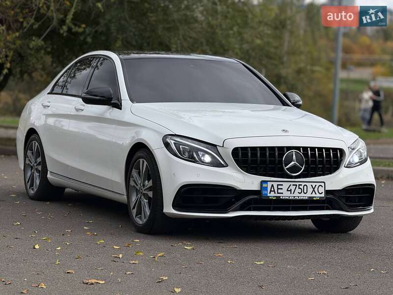 Седан Mercedes-Benz C-Class 2017 в Кривом Роге