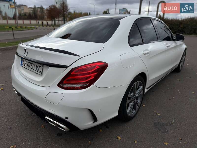 Седан Mercedes-Benz C-Class 2017 в Кривом Роге