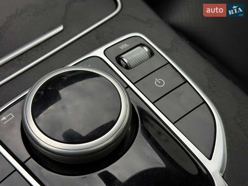 Седан Mercedes-Benz C-Class 2017 в Кривом Роге