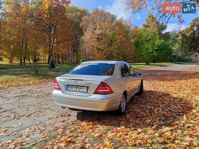 Седан Mercedes-Benz C-Class 2004 в Сумах