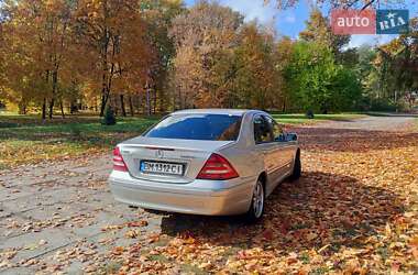 Седан Mercedes-Benz C-Class 2004 в 