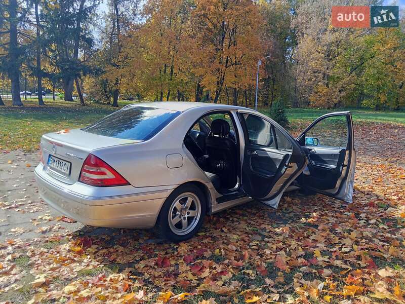Седан Mercedes-Benz C-Class 2004 в Сумах