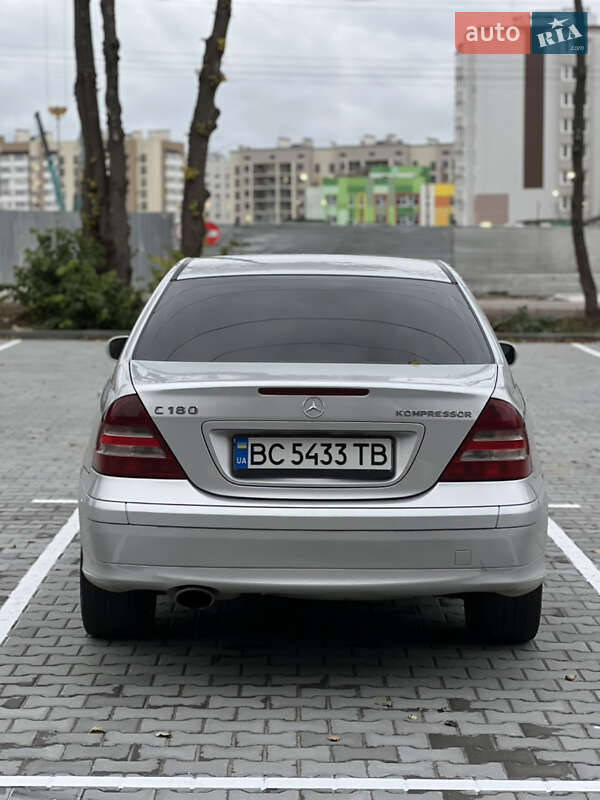 Седан Mercedes-Benz C-Class 2006 в Вінниці