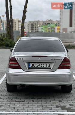 Седан Mercedes-Benz C-Class 2006 в 
