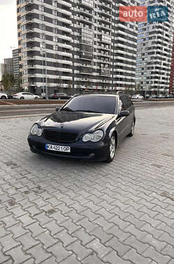 Универсал Mercedes-Benz C-Class 2001 в Киеве