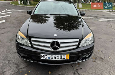 Универсал Mercedes-Benz C-Class 2009 в Виннице