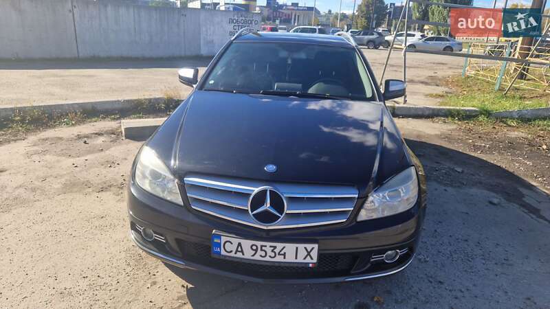 Універсал Mercedes-Benz C-Class 2008 в Києві фото 15 Універсал Mercedes-Benz C-Class 2008 в Києві