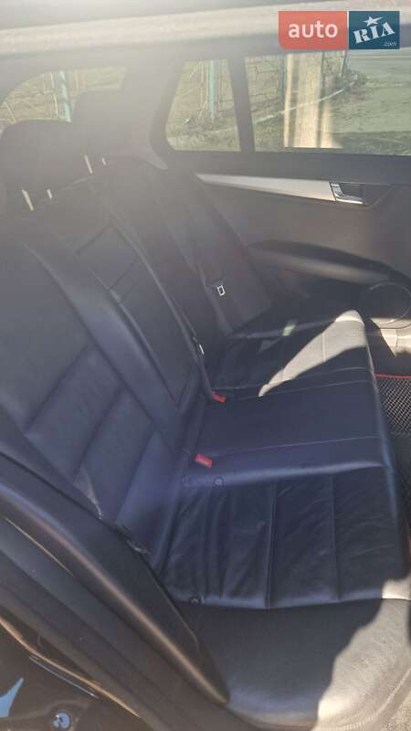 Універсал Mercedes-Benz C-Class 2008 в Києві фото 23 Універсал Mercedes-Benz C-Class 2008 в Києві