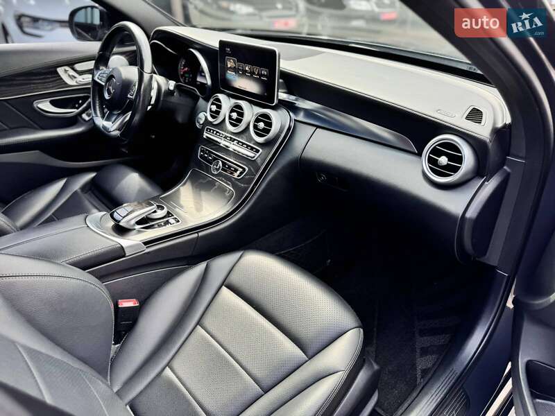 Седан Mercedes-Benz C-Class 2015 в Кривом Роге