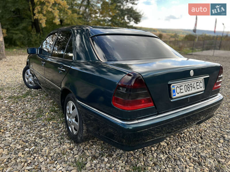 Седан Mercedes-Benz C-Class 1998 в Черновцах