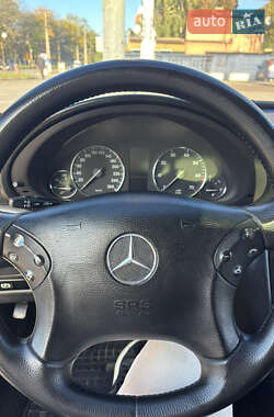 Седан Mercedes-Benz C-Class 2005 в 