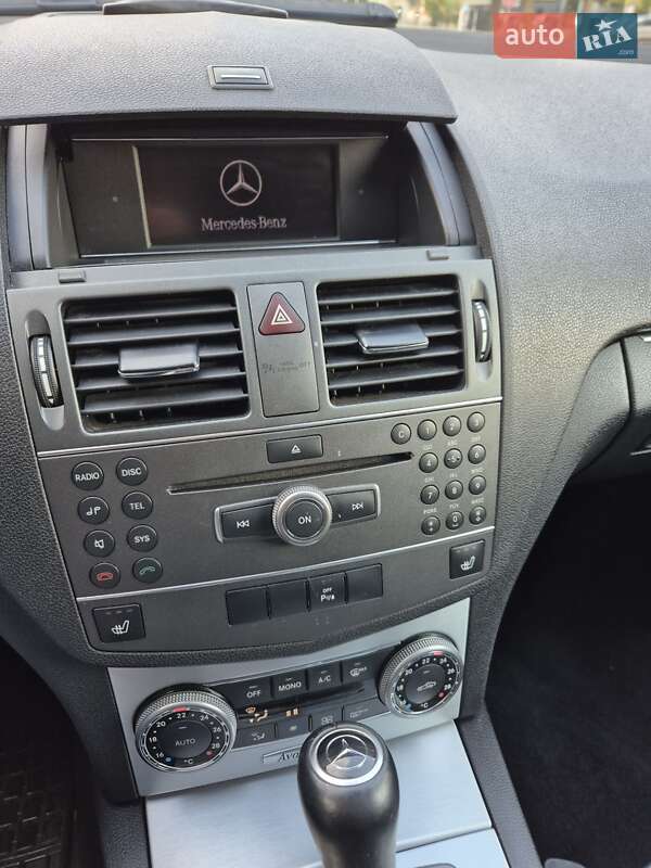 Седан Mercedes-Benz C-Class 2011 в Виннице