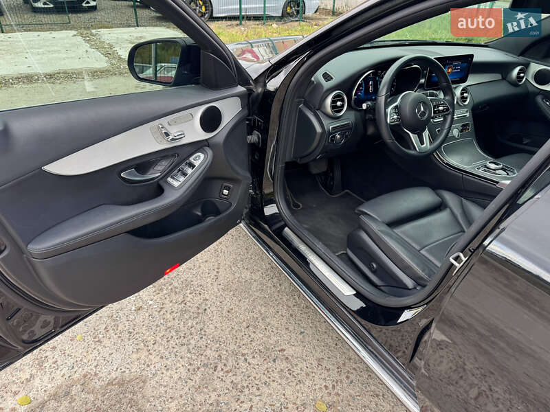 Седан Mercedes-Benz C-Class 2021 в Киеве