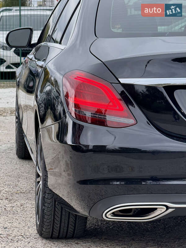 Седан Mercedes-Benz C-Class 2021 в Киеве