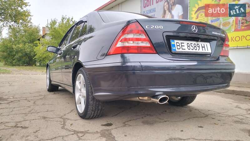 Седан Mercedes-Benz C-Class 2004 в Новій Одесі