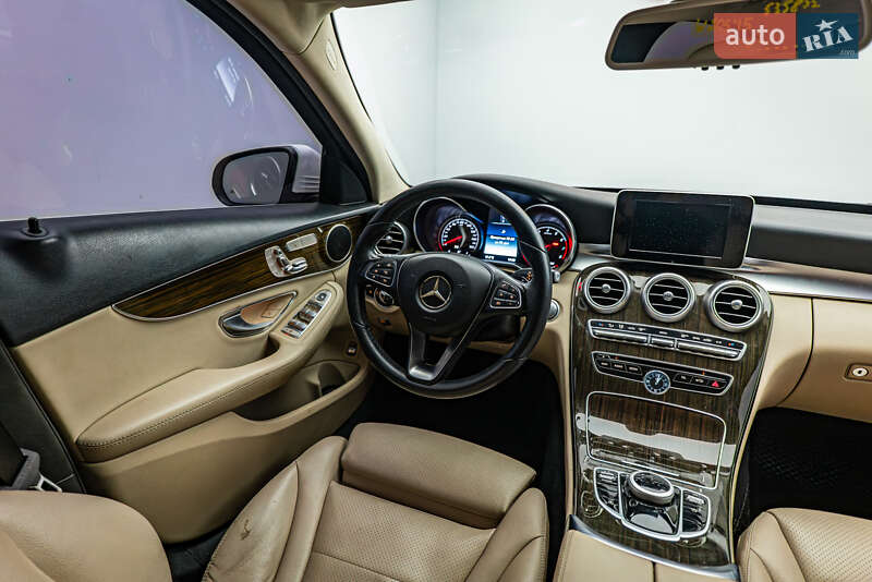Седан Mercedes-Benz C-Class 2017 в Києві фото 12 Седан Mercedes-Benz C-Class 2017 в Києві