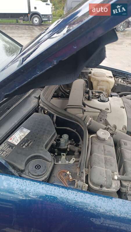 Универсал Mercedes-Benz C-Class 2000 в Бучаче