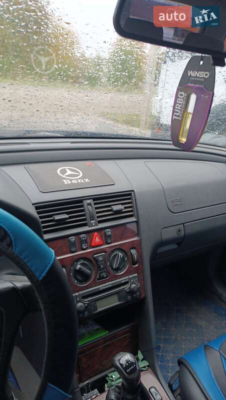 Универсал Mercedes-Benz C-Class 2000 в Бучаче