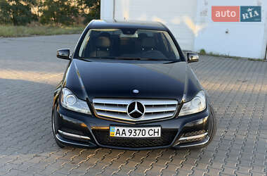Седан Mercedes-Benz C-Class 2011 в 