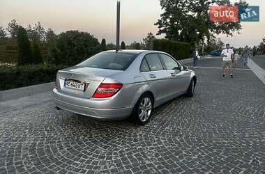 Седан Mercedes-Benz C-Class 2009 в 