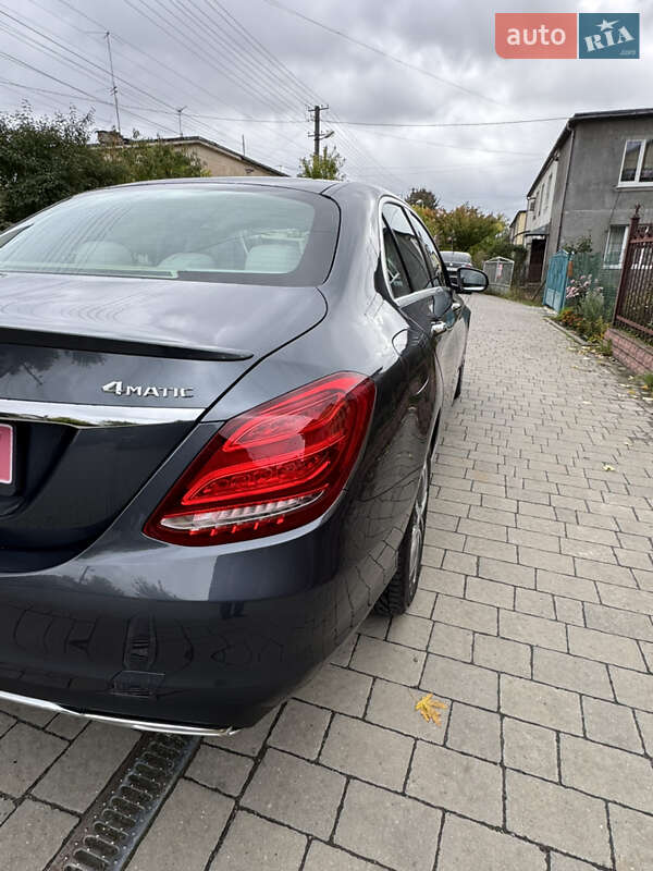 Седан Mercedes-Benz C-Class 2016 в Львове