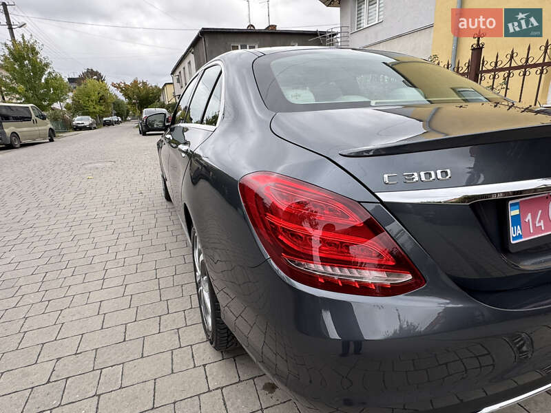 Седан Mercedes-Benz C-Class 2016 в Львове