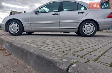 Седан Mercedes-Benz C-Class 2001 в Львове