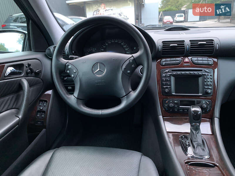 Седан Mercedes-Benz C-Class 2003 в Нестерварке фото 23 Седан Mercedes-Benz C-Class 2003 в Нестерварке