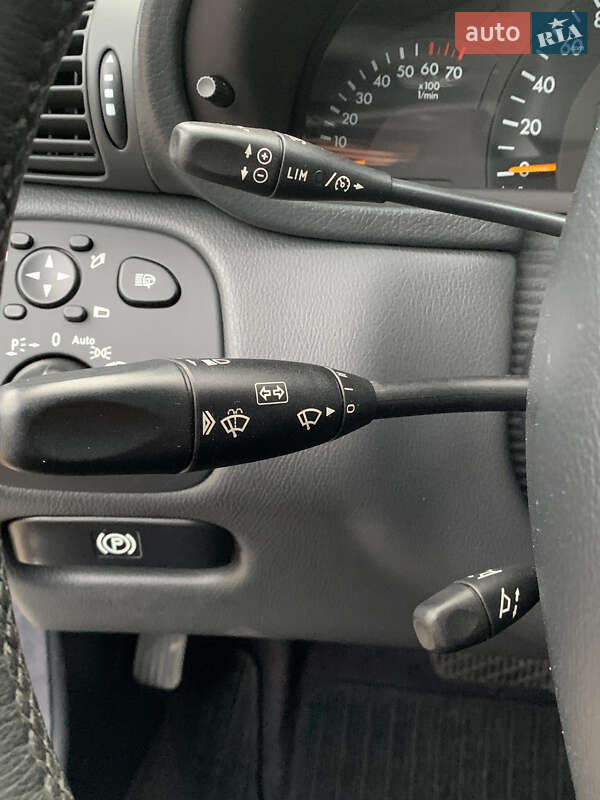 Седан Mercedes-Benz C-Class 2003 в Нестерварке фото 31 Седан Mercedes-Benz C-Class 2003 в Нестерварке