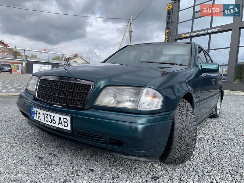 Седан Mercedes-Benz C-Class 1997 в Шепетовке фото 9 Седан Mercedes-Benz C-Class 1997 в Шепетовке