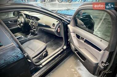 Седан Mercedes-Benz C-Class 2013 в 