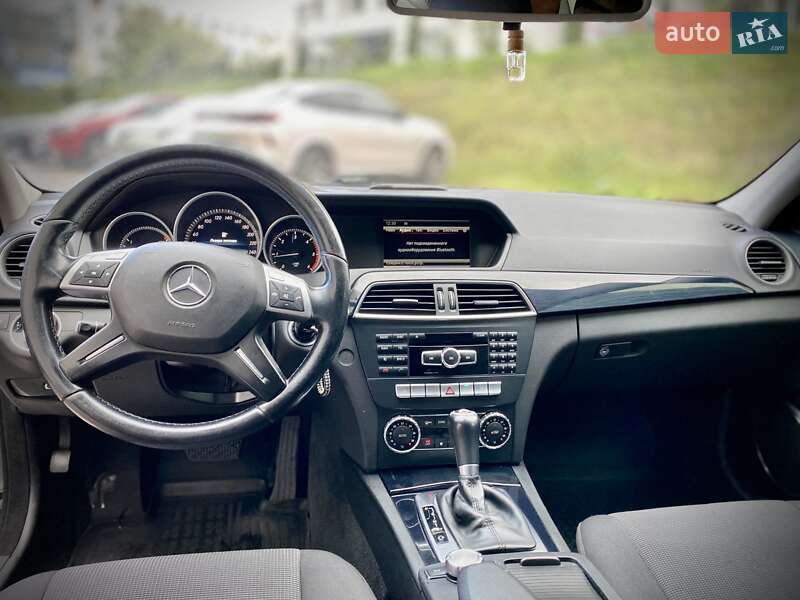 Седан Mercedes-Benz C-Class 2013 в Макарове