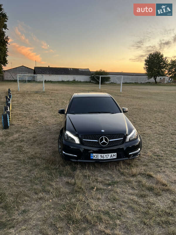 Седан Mercedes-Benz C-Class 2011 в Києві фото 26 Седан Mercedes-Benz C-Class 2011 в Києві