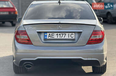 Седан Mercedes-Benz C-Class 2012 в 