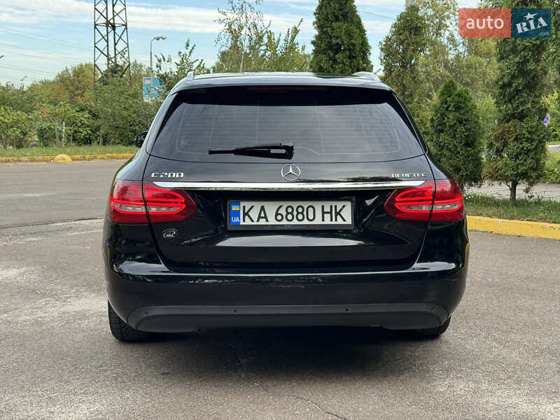 Универсал Mercedes-Benz C-Class 2015 в Киеве